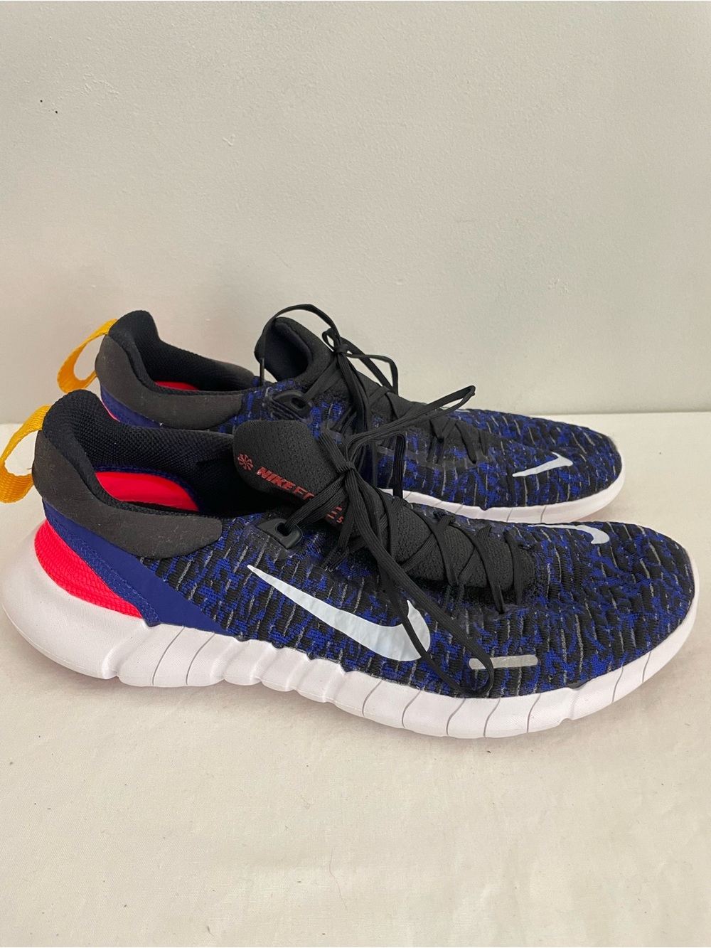 Nike Free Run 5.0 Mens Size 9.5 Black
Concord Cinnabar Shoes